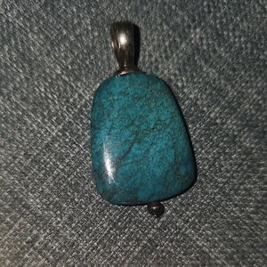 NEW NATIVE AMERICAN BEAUTIFUL 925 Sterling Silver and Turquoise Pendant